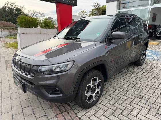 JEEP COMPASS 2.0 TD350 TURBO DIESEL TRAILHAWK AT9